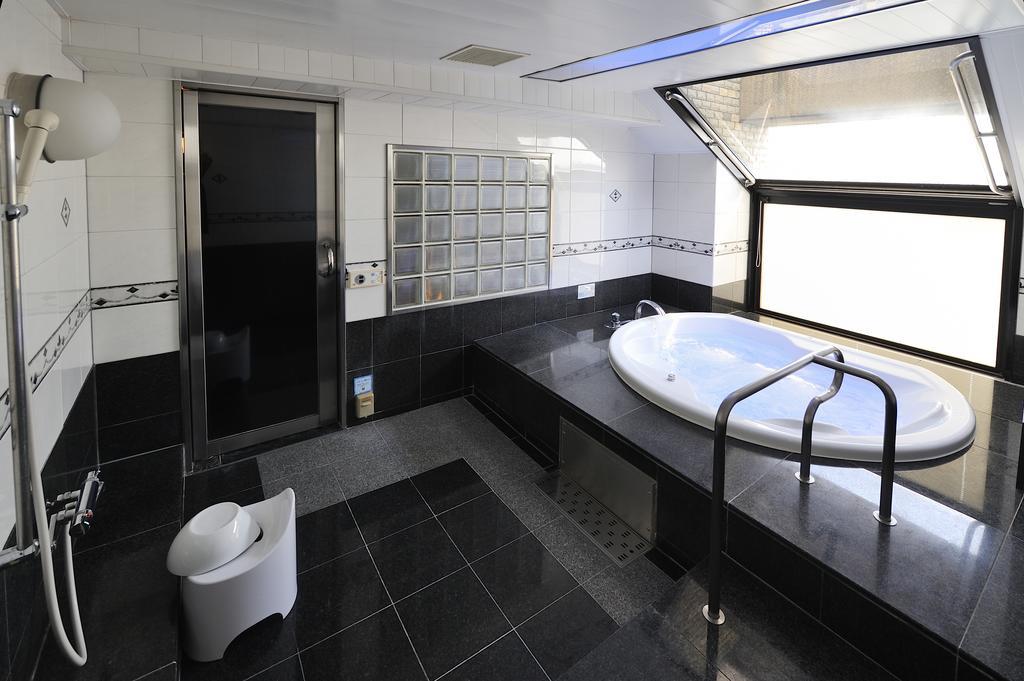 Water Hotel Mw (Adults Only) Saitama Exterior photo